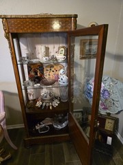 Vintage French Walnut Louis XVI Style Vitrine / Display Cabinet 65 x 28.5 x 16