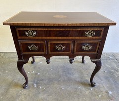 Hickory White American Masterpiece Lowboy Queen Anne Style