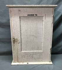 VTG Shabby 19X26 Wood Wall Mounted Medicine Cabinet Chic Old Cupboard 1225-25B