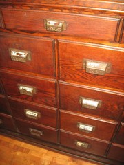 WeShip!30 Ft Oak Pharmacy Apothecary Cabinet Display 133Drwr 1890-1900 Original