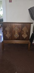 kent coffey Antique Wood Night Stand Brown Stained 2 Decorative Doors 25x25x16″