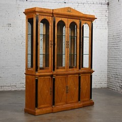 1995 Biedermeier Style Thomasville Grand Classics Line Breakfront China Hutch