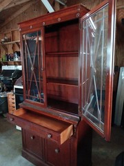 Northern Furniture Company Mahogany George III Style Liquor China Cabinet