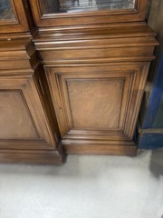 Karges Beveled Glass Doors Lighted China Cabinet