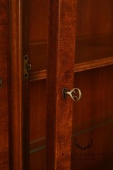 Kittinger Mahogany Chippendale Style Breakfront China Cabinet