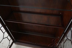 70506: HENREDON Chippendale Mahogany 2 Door Curio Display Cabinet