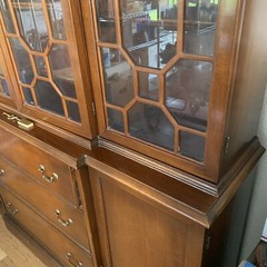 Henkel Harris Solid Mahogany Wood 4 Door London Breakfront Cabinet – 65”L 80”H