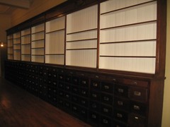 WeShip!30 Ft Oak Pharmacy Apothecary Cabinet Display 133Drwr 1890-1900 Original