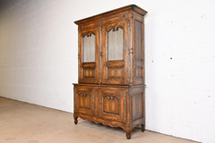 Baker Furniture French Provincial Louis XV Carved Oak Lighted Bar Cabinet, 1960s
