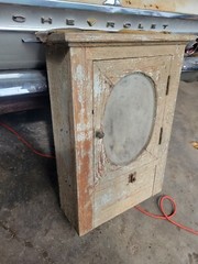 1900 Antique Medicine Wall Bathroom Cabinet McCABE HARDWARE council bluffs Iowa