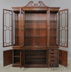 L55667: HENKEL HARRIS #2368 Mahogany 4 Door Breakfront