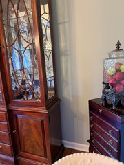Thomasville Mahogany Georgian Collection Breakfront China Cabinet