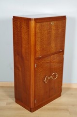 Art Deco Speckled Mahogany Bar Cabinet, circa 1930