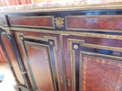 ANTIQUE FRENCH NAPOLEON III INLAID AND BURL ORMOLU MARBLE TOP SIDEBOARD CA. 1860