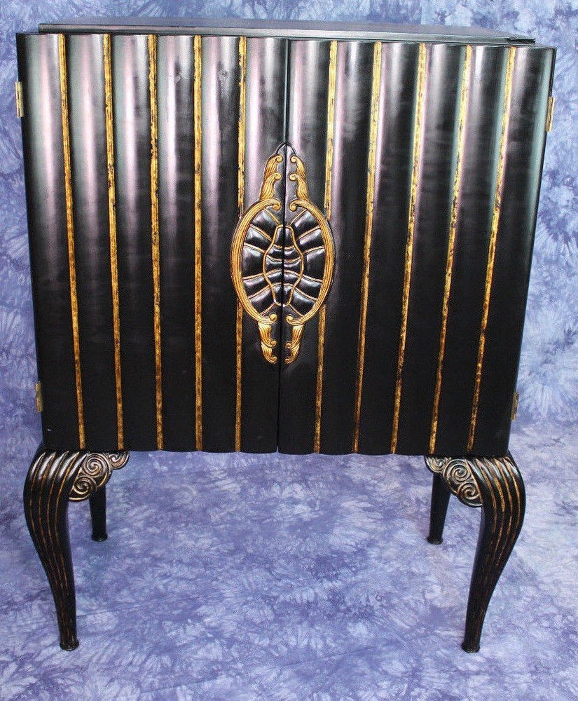 Kelly Wearstler Style 90s Art Deco Revival Chinoiserie Cabinet in Black and Gold