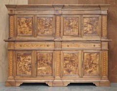 ITALIAN BURR PIPPY OAK PANELLED LARGE GEOMETRIC MARQUETRY HOUSEKEEPERS CUPBOARD