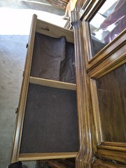 Drexel Vintage Oak China Cabinet Glass Doors Drawers Lighting 61x88x17in