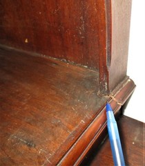 ANTIQUE USA VICTORIAN WOOD FURNITURE CABINET CAST IRON KEY LOCK HOME WALL SHELF