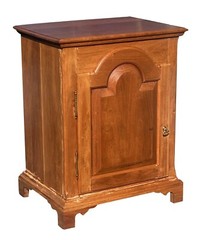 VINTAGE QUEEN ANNE ANTIQUE STYLE PENNSYLVANIA TOMBSTONE DOOR CHERRY SPICE CHEST