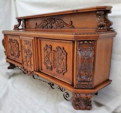 Magnificent 1900s French Quarter Sawn Oak Buffet – Medieval & Scholarly Carvings