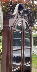 VICTORIAN MAHOGANY CHIPPENDALE CORNER CHINA CABINET