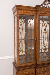 68209: HENREDON Rittenhouse Square Mahogany Breakfront China Cabinet