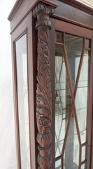 Fine Carved Mahogany Claw Feet Glass Shelved Bookcase Display Cabinet Stunning