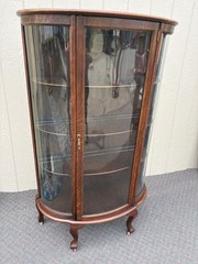 67680 Antique Bowed Oak China Cabinet with Glass Door Display