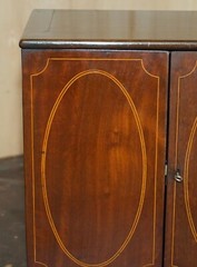 FULLY RESTORED FINE & ANTIQUE GEORGIAN SHERATON COLLECTORS CABINET CIRCA 1820