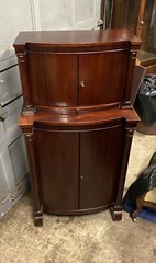VICTORIAN MAHOGANY BAR CABINET