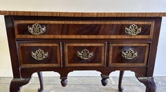Hickory White American Masterpiece Lowboy Queen Anne Style