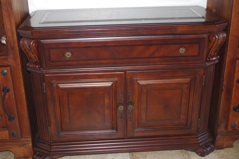 Broyhill Mahogany Wood China Marbel Top Silver Wear Cabinet
