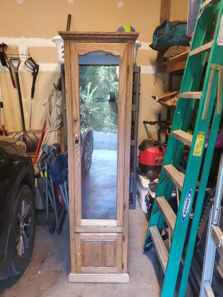 8 rifle 18 in x 18 in x73 oak display cabinet with lockable storage compartment