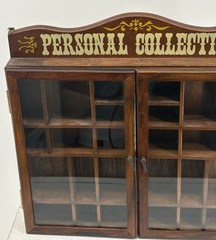 VTG Enesco Personal Collection Wooden Curio Cabinet Shadow Box 17″ SEE DESC