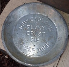 ANTIQUE PRIMITIVE COUNTRY STORE TIN PIE PAN SAFE SCREEN CUPBOARD DISPLAY CABINET