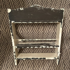Antique CHIPPY WHITE WOOD SPICE RACK Painted Carved Wall Shelf Curio Display 16″