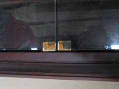 HO scale Miniature Collection Display Cabinet —