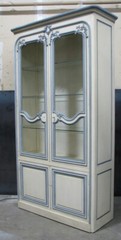 Vintage Baker Furniture Painted Louis XV Provincial Style Display Mfg. #3858.5