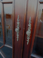 62867 Mahogany Curio China Cabinet