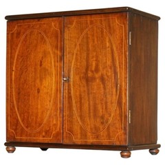 FULLY RESTORED FINE & ANTIQUE GEORGIAN SHERATON COLLECTORS CABINET CIRCA 1820