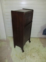 Antique American Quartersawn Oak Liquor Cabinet!