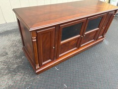 67472 Elegant Cherry Wood Television Cabinet with Glass Doors
