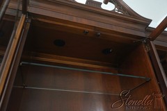 72770: HENREDON 4 Door Mahogany China Curio Cabinet