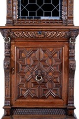 19TH CENTURY FLEMISH OAK AND STAIN GLASS CABINET