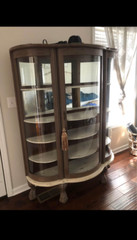 Antique Tiger Oak Curved Glass Front And Sides China Curio Cabinet Original Key