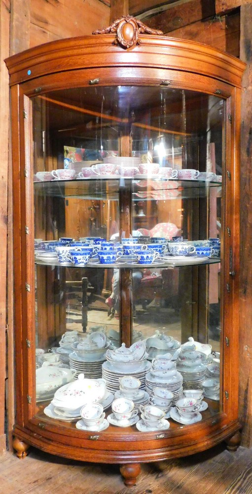 Large Oak Corner Cabinet~~Bowed Glass~~One Door