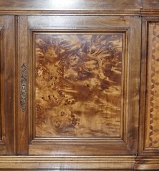 ITALIAN BURR PIPPY OAK PANELLED LARGE GEOMETRIC MARQUETRY HOUSEKEEPERS CUPBOARD