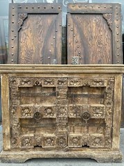 old moroccan style cabinet 47×24