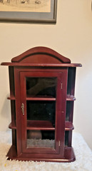 Vtg Wood & Glass Door Display Curio Louis XV Cabinet Cherry Mahogany 20″x13″x5″