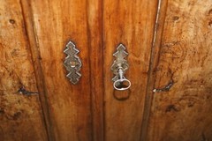 SUBLIME CIRCA 1820 FRENCH FRUITWOOD KITCHEN OR DINING ROOM ANTIQUE POT CUPBOARD